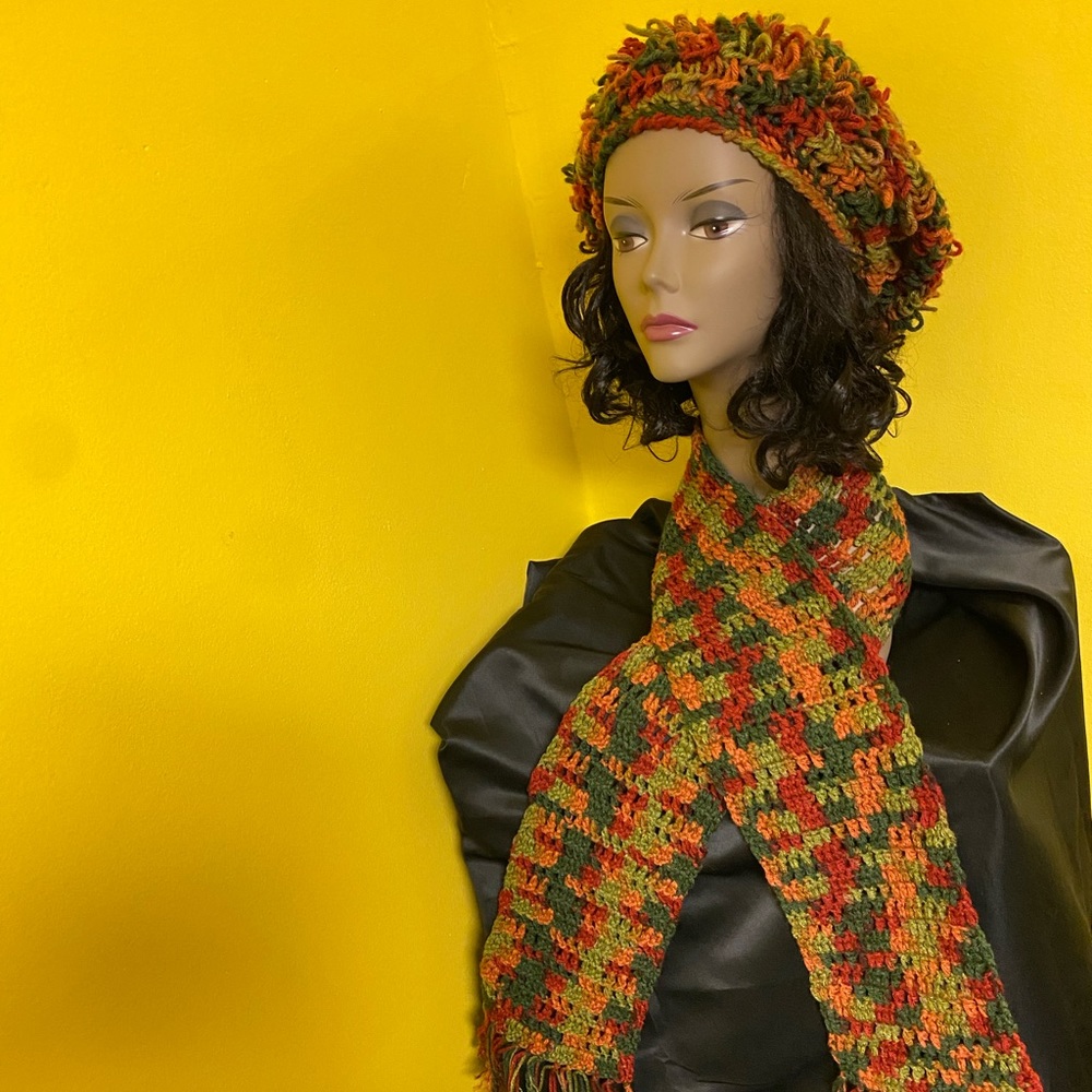 Harvest Pull scarf set NWOT